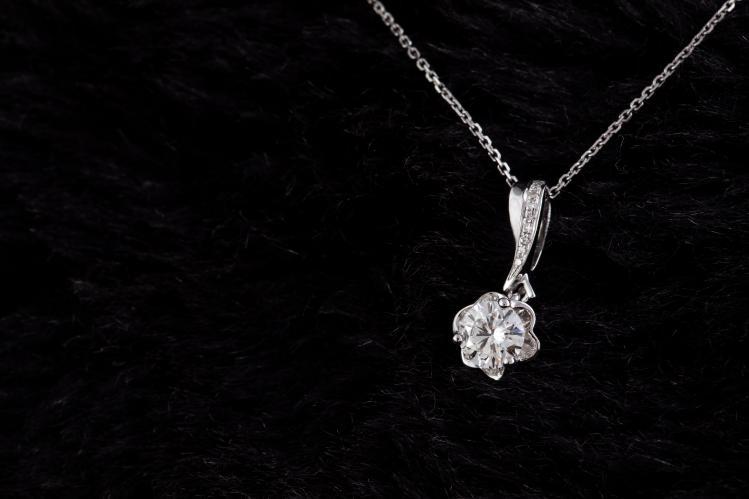 GIA 48分美鑽墜鍊